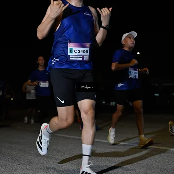 Runner Photo 7440393