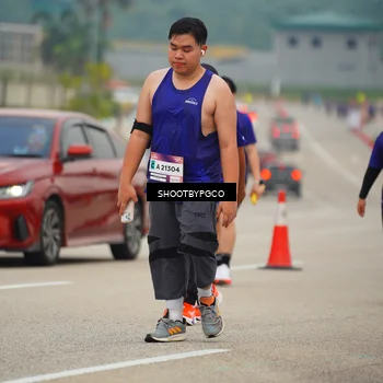 Runner Photo 7440403
