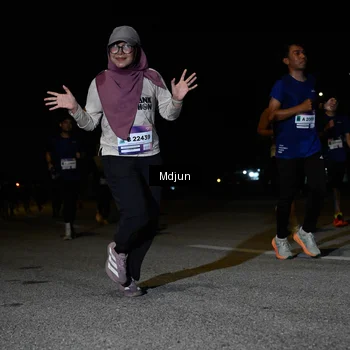 Runner Photo 7440408