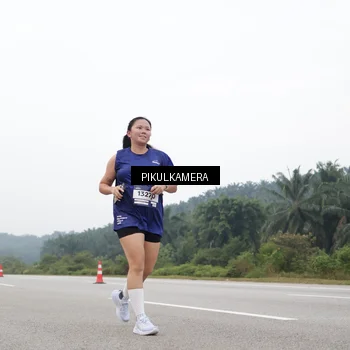 Runner Photo 7440513