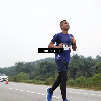 Runner Photo 7440516