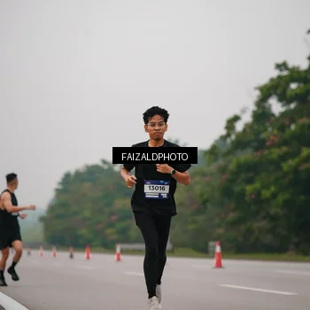Runner Photo 7440529