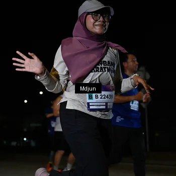 Runner Photo 7440542