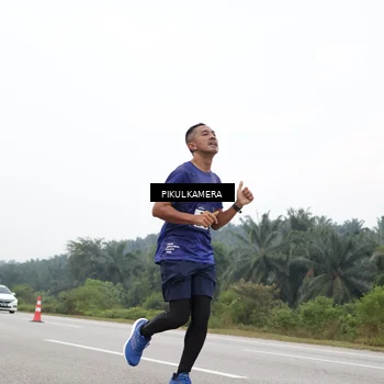 Runner Photo 7440549