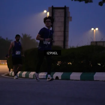 Runner Photo 7440553