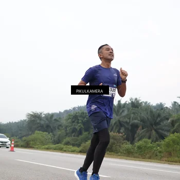 Runner Photo 7440559