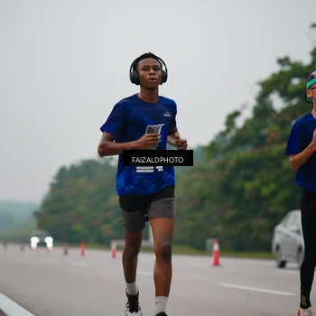 Runner Photo 7440565