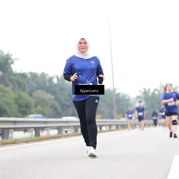 Runner Photo 7440572