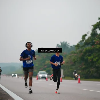 Runner Photo 7440574