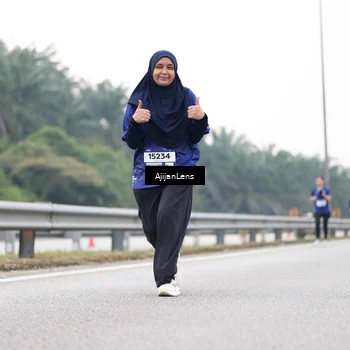 Runner Photo 7440614