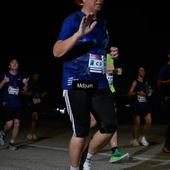 Runner Photo 7440632