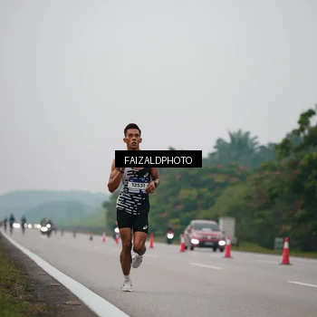 Runner Photo 7440635