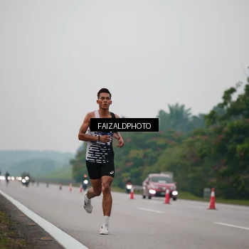 Runner Photo 7440638