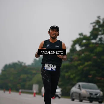 Runner Photo 7440643