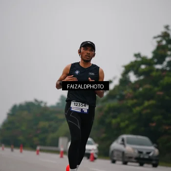 Runner Photo 7440645