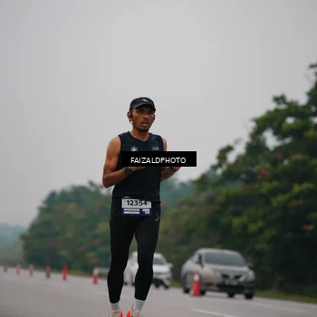 Runner Photo 7440659
