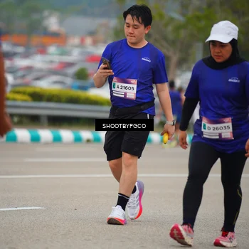 Runner Photo 7440663