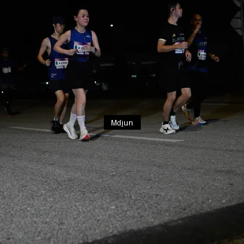 Runner Photo 7440678