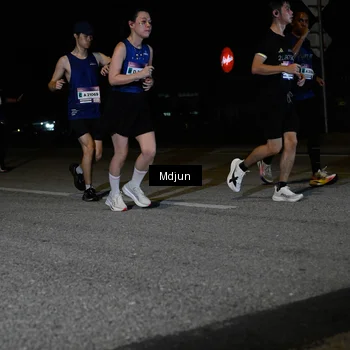Runner Photo 7440700