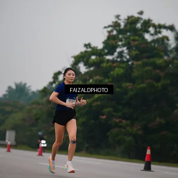Runner Photo 7440705