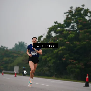Runner Photo 7440714