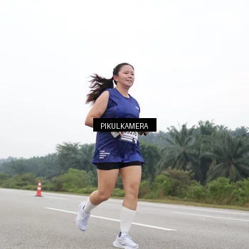 Runner Photo 7440718