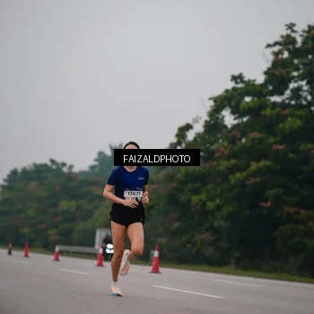 Runner Photo 7440723