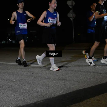 Runner Photo 7440724