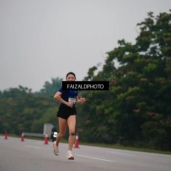 Runner Photo 7440734