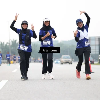 Runner Photo 7440737
