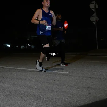 Runner Photo 7440742