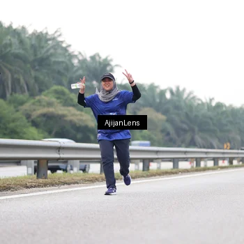 Runner Photo 7440755