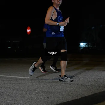 Runner Photo 7440768