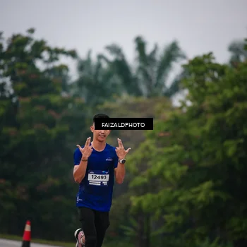 Runner Photo 7440773