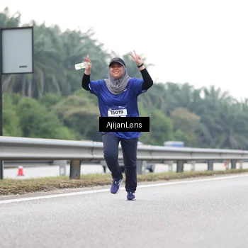 Runner Photo 7440774