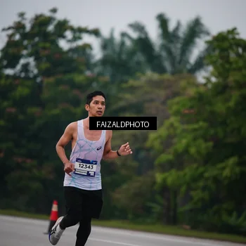 Runner Photo 7440775