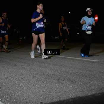 Runner Photo 7440784