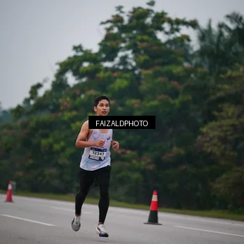 Runner Photo 7440792