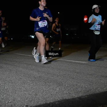 Runner Photo 7440799