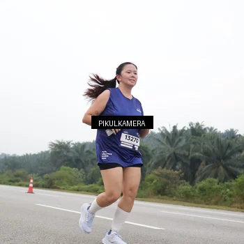 Runner Photo 7440862