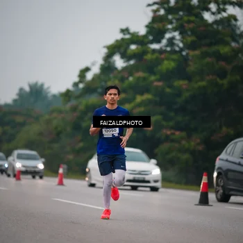 Runner Photo 7440872