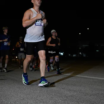 Runner Photo 7440876