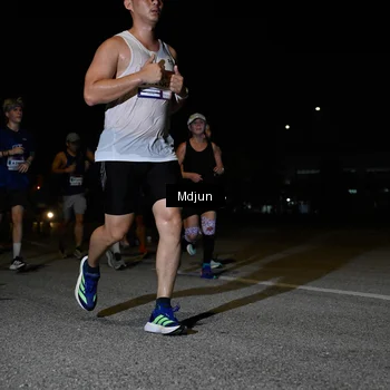 Runner Photo 7440879