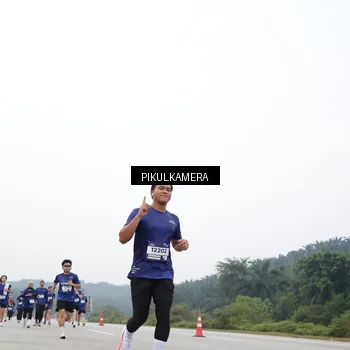 Runner Photo 7440890