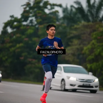 Runner Photo 7440902