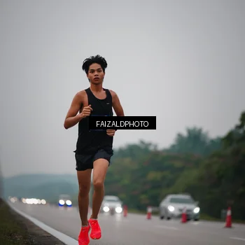 Runner Photo 7440944
