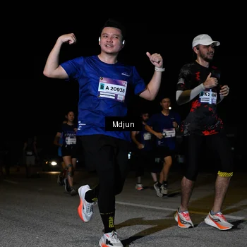 Runner Photo 7440970