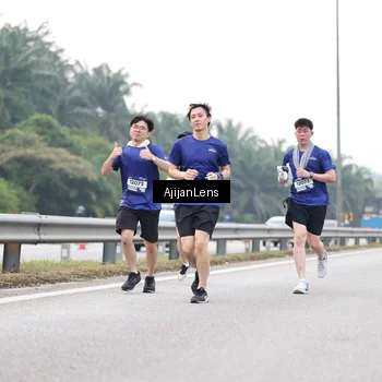 Runner Photo 7440971