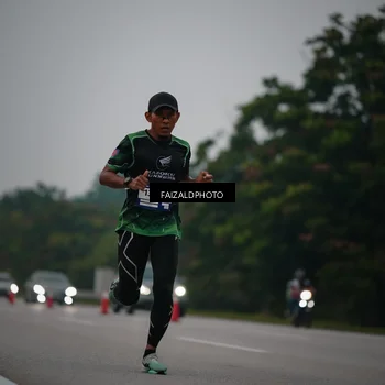 Runner Photo 7440986