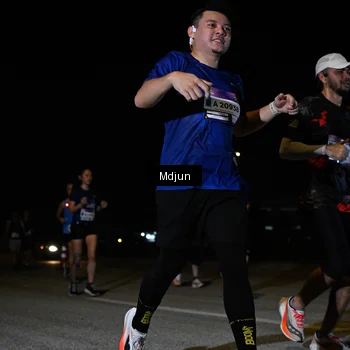 Runner Photo 7440991